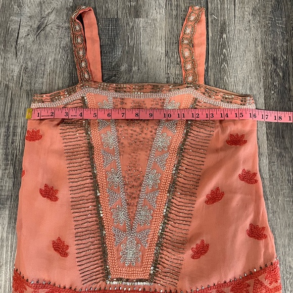 ⭐️SOLD⭐️ Gorgeous Anthropologie sequin top 00 - Picture 13 of 16